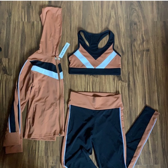 Sports set -3 - Picture 2 of 10